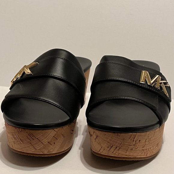 Michael Kors JIlly Platform Slide 8.5 - Picture 2 of 2